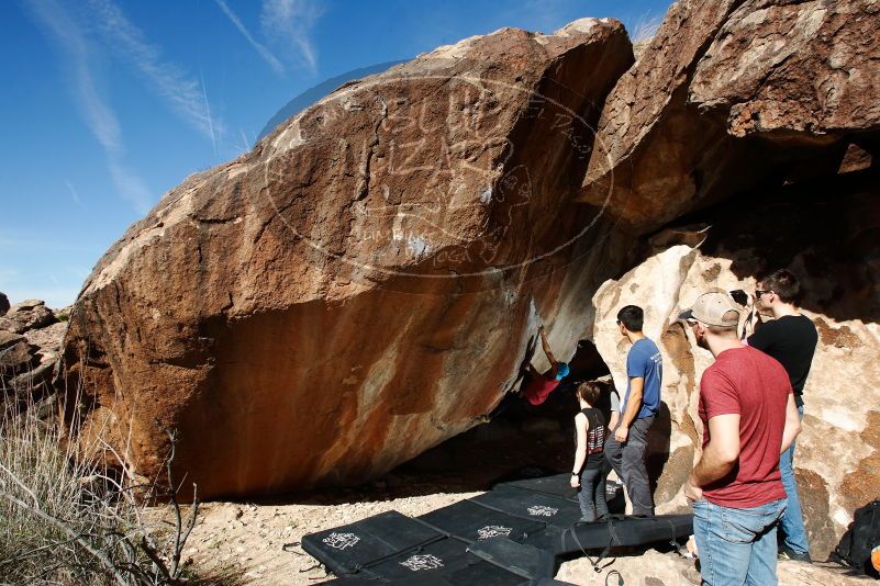 Bouldering in Hueco Tanks on 11/09/2019 with Blue Lizard Climbing and Yoga

Filename: SRM_20191109_1148180.jpg
Aperture: f/8.0
Shutter Speed: 1/250
Body: Canon EOS-1D Mark II
Lens: Canon EF 16-35mm f/2.8 L
