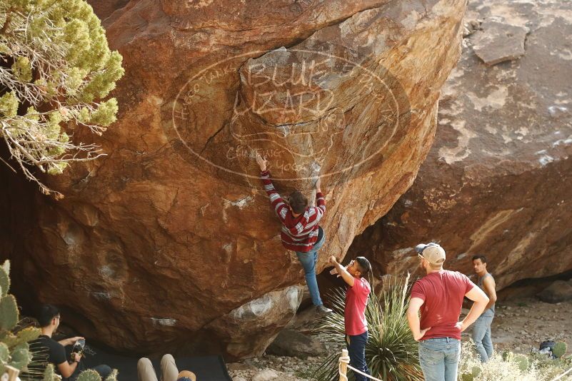 Bouldering in Hueco Tanks on 11/09/2019 with Blue Lizard Climbing and Yoga

Filename: SRM_20191109_1515220.jpg
Aperture: f/4.0
Shutter Speed: 1/400
Body: Canon EOS-1D Mark II
Lens: Canon EF 50mm f/1.8 II