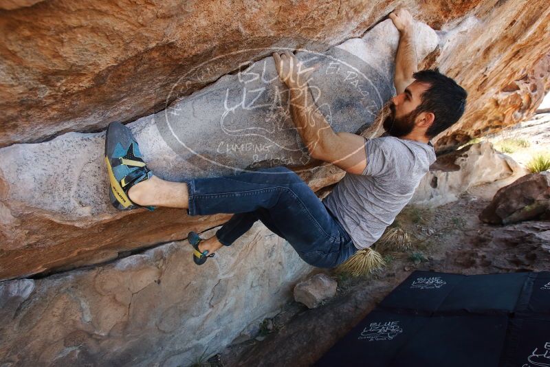 Bouldering in Hueco Tanks on 11/18/2019 with Blue Lizard Climbing and Yoga

Filename: SRM_20191118_1209410.jpg
Aperture: f/5.6
Shutter Speed: 1/250
Body: Canon EOS-1D Mark II
Lens: Canon EF 16-35mm f/2.8 L
