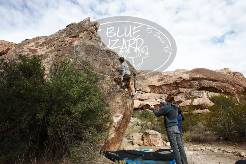 Bouldering in Hueco Tanks on 11/16/2019 with Blue Lizard Climbing and Yoga

Filename: SRM_20191116_1033460.jpg
Aperture: f/8.0
Shutter Speed: 1/320
Body: Canon EOS-1D Mark II
Lens: Canon EF 16-35mm f/2.8 L