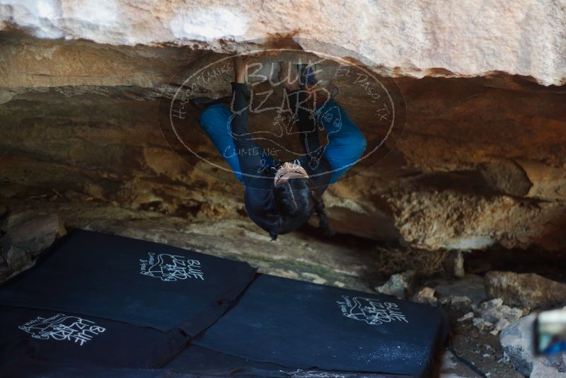 Bouldering in Hueco Tanks on 11/23/2019 with Blue Lizard Climbing and Yoga

Filename: SRM_20191123_1634010.jpg
Aperture: f/1.8
Shutter Speed: 1/160
Body: Canon EOS-1D Mark II
Lens: Canon EF 50mm f/1.8 II