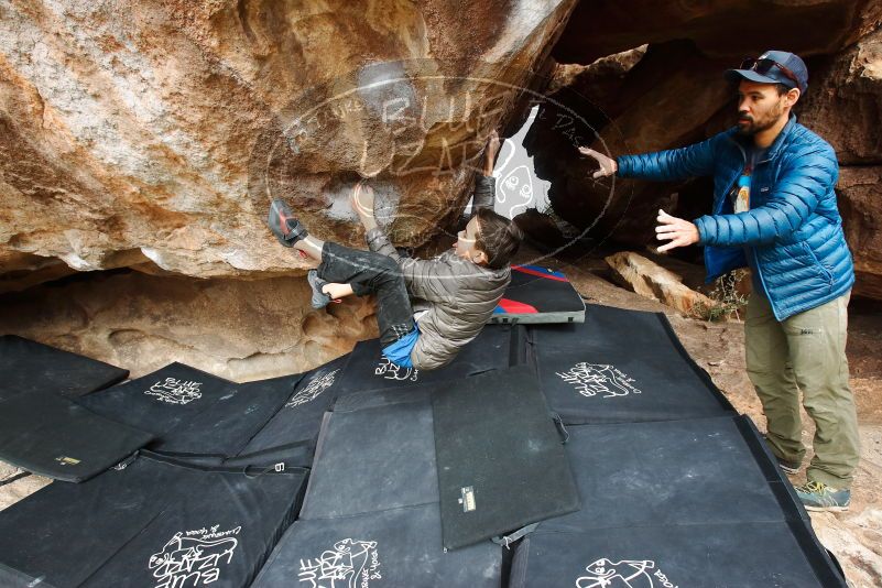 Bouldering in Hueco Tanks on 11/24/2019 with Blue Lizard Climbing and Yoga

Filename: SRM_20191124_1128220.jpg
Aperture: f/7.1
Shutter Speed: 1/320
Body: Canon EOS-1D Mark II
Lens: Canon EF 16-35mm f/2.8 L
