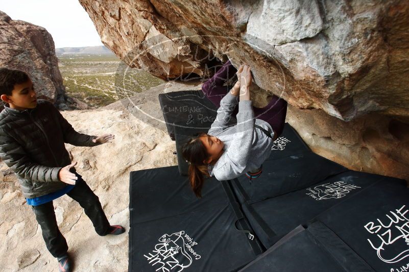 Bouldering in Hueco Tanks on 11/24/2019 with Blue Lizard Climbing and Yoga

Filename: SRM_20191124_1129420.jpg
Aperture: f/9.0
Shutter Speed: 1/320
Body: Canon EOS-1D Mark II
Lens: Canon EF 16-35mm f/2.8 L