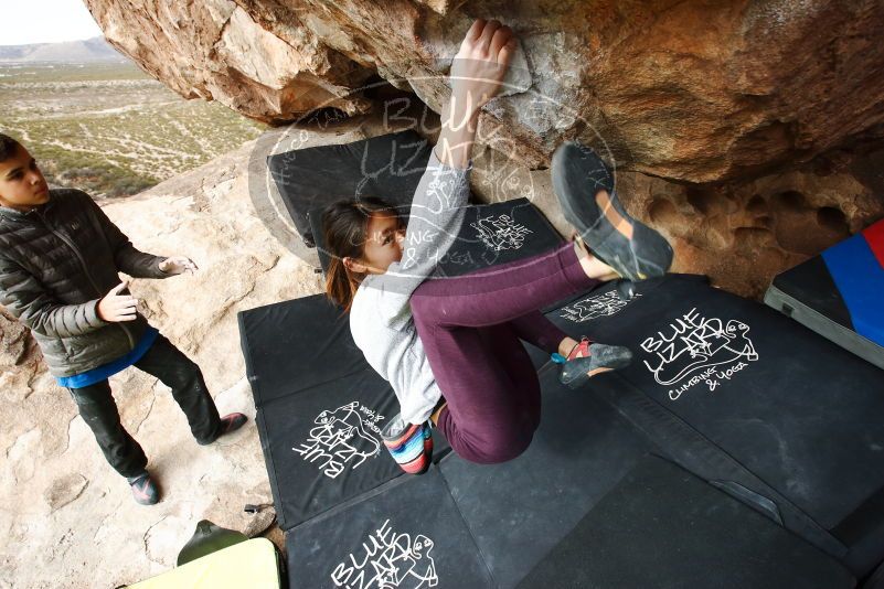 Bouldering in Hueco Tanks on 11/24/2019 with Blue Lizard Climbing and Yoga

Filename: SRM_20191124_1129510.jpg
Aperture: f/7.1
Shutter Speed: 1/320
Body: Canon EOS-1D Mark II
Lens: Canon EF 16-35mm f/2.8 L