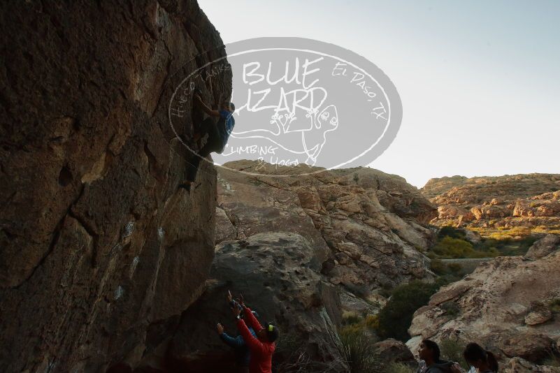 Bouldering in Hueco Tanks on 11/24/2019 with Blue Lizard Climbing and Yoga

Filename: SRM_20191124_1739340.jpg
Aperture: f/8.0
Shutter Speed: 1/200
Body: Canon EOS-1D Mark II
Lens: Canon EF 16-35mm f/2.8 L