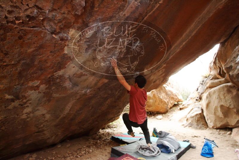 Bouldering in Hueco Tanks on 11/25/2019 with Blue Lizard Climbing and Yoga

Filename: SRM_20191125_1248100.jpg
Aperture: f/4.5
Shutter Speed: 1/250
Body: Canon EOS-1D Mark II
Lens: Canon EF 16-35mm f/2.8 L