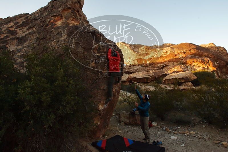 Bouldering in Hueco Tanks on 11/26/2019 with Blue Lizard Climbing and Yoga

Filename: SRM_20191126_1747120.jpg
Aperture: f/7.1
Shutter Speed: 1/250
Body: Canon EOS-1D Mark II
Lens: Canon EF 16-35mm f/2.8 L