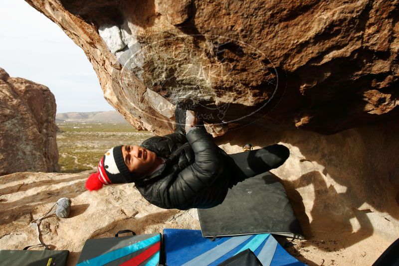 Bouldering in Hueco Tanks on 11/27/2019 with Blue Lizard Climbing and Yoga

Filename: SRM_20191127_1001041.jpg
Aperture: f/7.1
Shutter Speed: 1/250
Body: Canon EOS-1D Mark II
Lens: Canon EF 16-35mm f/2.8 L