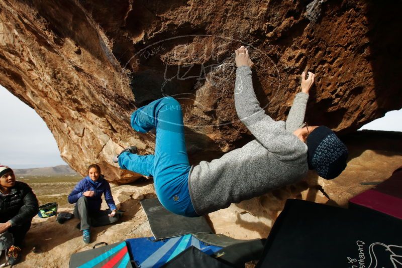 Bouldering in Hueco Tanks on 11/27/2019 with Blue Lizard Climbing and Yoga

Filename: SRM_20191127_1007381.jpg
Aperture: f/8.0
Shutter Speed: 1/250
Body: Canon EOS-1D Mark II
Lens: Canon EF 16-35mm f/2.8 L