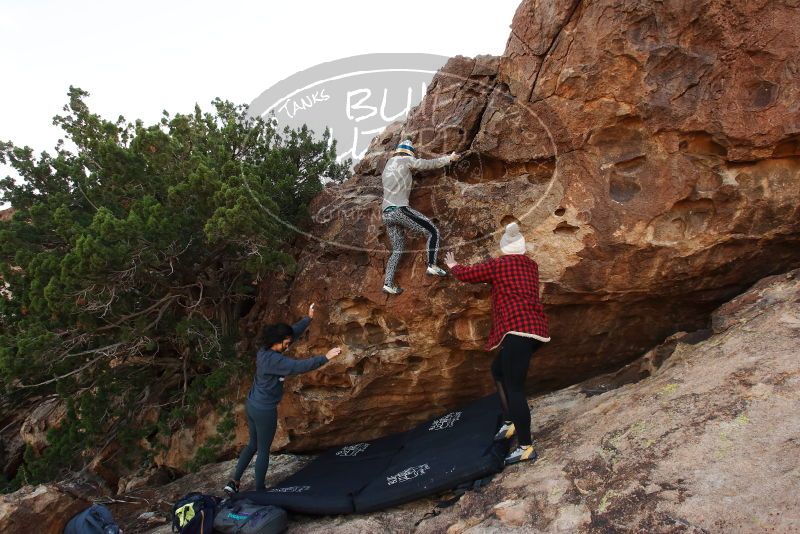 Bouldering in Hueco Tanks on 11/29/2019 with Blue Lizard Climbing and Yoga

Filename: SRM_20191129_1638580.jpg
Aperture: f/7.1
Shutter Speed: 1/250
Body: Canon EOS-1D Mark II
Lens: Canon EF 16-35mm f/2.8 L