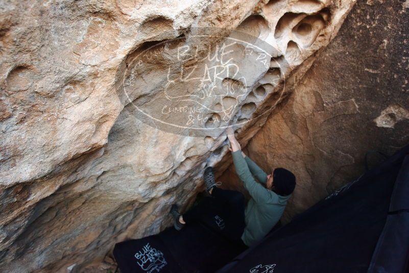 Bouldering in Hueco Tanks on 11/30/2019 with Blue Lizard Climbing and Yoga

Filename: SRM_20191130_1014060.jpg
Aperture: f/4.0
Shutter Speed: 1/250
Body: Canon EOS-1D Mark II
Lens: Canon EF 16-35mm f/2.8 L
