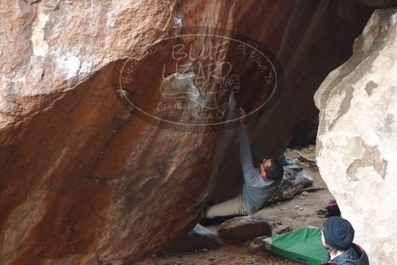 Bouldering in Hueco Tanks on 11/30/2019 with Blue Lizard Climbing and Yoga

Filename: SRM_20191130_1100160.jpg
Aperture: f/3.5
Shutter Speed: 1/250
Body: Canon EOS-1D Mark II
Lens: Canon EF 50mm f/1.8 II