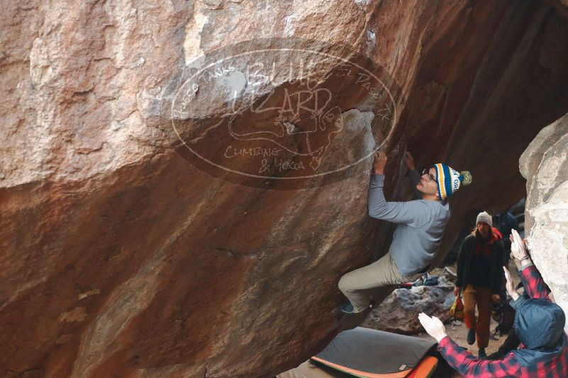 Bouldering in Hueco Tanks on 11/30/2019 with Blue Lizard Climbing and Yoga

Filename: SRM_20191130_1115210.jpg
Aperture: f/3.5
Shutter Speed: 1/250
Body: Canon EOS-1D Mark II
Lens: Canon EF 50mm f/1.8 II