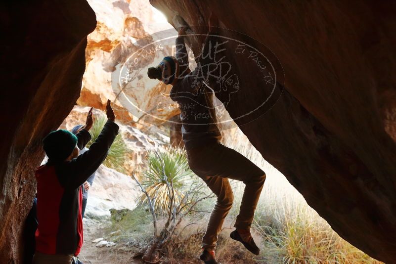 Bouldering in Hueco Tanks on 11/30/2019 with Blue Lizard Climbing and Yoga

Filename: SRM_20191130_1126200.jpg
Aperture: f/4.0
Shutter Speed: 1/250
Body: Canon EOS-1D Mark II
Lens: Canon EF 50mm f/1.8 II