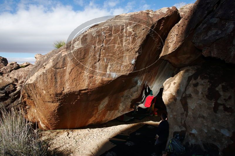 Bouldering in Hueco Tanks on 11/30/2019 with Blue Lizard Climbing and Yoga

Filename: SRM_20191130_1132060.jpg
Aperture: f/7.1
Shutter Speed: 1/250
Body: Canon EOS-1D Mark II
Lens: Canon EF 16-35mm f/2.8 L