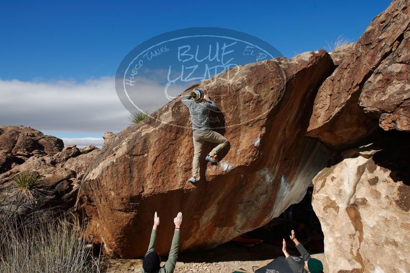 Bouldering in Hueco Tanks on 11/30/2019 with Blue Lizard Climbing and Yoga

Filename: SRM_20191130_1203120.jpg
Aperture: f/7.1
Shutter Speed: 1/250
Body: Canon EOS-1D Mark II
Lens: Canon EF 16-35mm f/2.8 L
