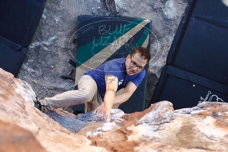 Bouldering in Hueco Tanks on 11/30/2019 with Blue Lizard Climbing and Yoga

Filename: SRM_20191130_1544270.jpg
Aperture: f/3.5
Shutter Speed: 1/250
Body: Canon EOS-1D Mark II
Lens: Canon EF 16-35mm f/2.8 L