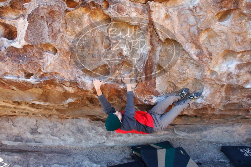 Bouldering in Hueco Tanks on 11/30/2019 with Blue Lizard Climbing and Yoga

Filename: SRM_20191130_1549030.jpg
Aperture: f/4.5
Shutter Speed: 1/250
Body: Canon EOS-1D Mark II
Lens: Canon EF 16-35mm f/2.8 L