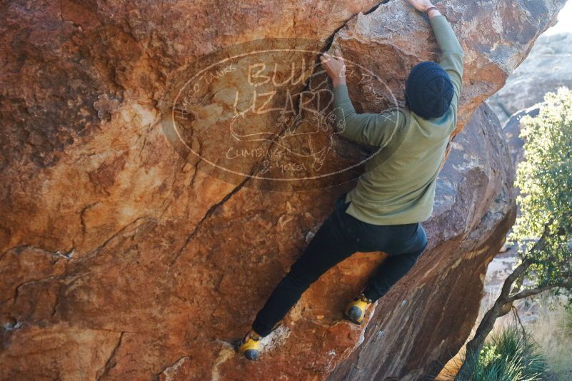 Bouldering in Hueco Tanks on 11/30/2019 with Blue Lizard Climbing and Yoga

Filename: SRM_20191130_1641040.jpg
Aperture: f/4.0
Shutter Speed: 1/250
Body: Canon EOS-1D Mark II
Lens: Canon EF 50mm f/1.8 II