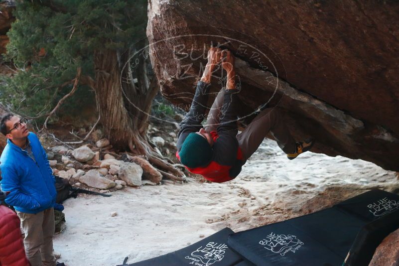 Bouldering in Hueco Tanks on 11/30/2019 with Blue Lizard Climbing and Yoga

Filename: SRM_20191130_1759520.jpg
Aperture: f/3.2
Shutter Speed: 1/250
Body: Canon EOS-1D Mark II
Lens: Canon EF 50mm f/1.8 II