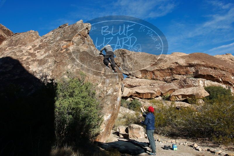Bouldering in Hueco Tanks on 12/06/2019 with Blue Lizard Climbing and Yoga

Filename: SRM_20191206_1006180.jpg
Aperture: f/5.6
Shutter Speed: 1/640
Body: Canon EOS-1D Mark II
Lens: Canon EF 16-35mm f/2.8 L