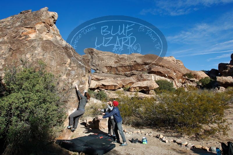 Bouldering in Hueco Tanks on 12/06/2019 with Blue Lizard Climbing and Yoga

Filename: SRM_20191206_1011320.jpg
Aperture: f/5.6
Shutter Speed: 1/500
Body: Canon EOS-1D Mark II
Lens: Canon EF 16-35mm f/2.8 L