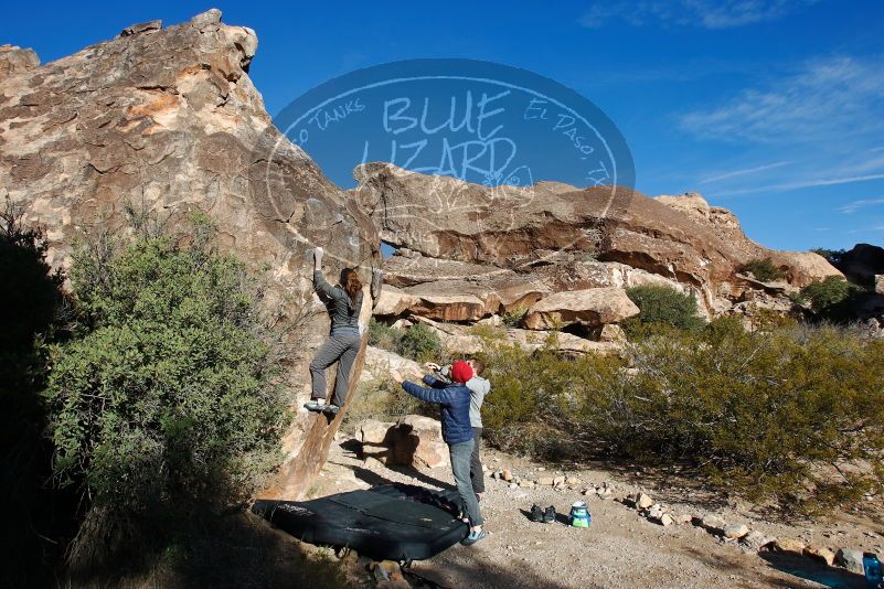 Bouldering in Hueco Tanks on 12/06/2019 with Blue Lizard Climbing and Yoga

Filename: SRM_20191206_1011410.jpg
Aperture: f/5.6
Shutter Speed: 1/500
Body: Canon EOS-1D Mark II
Lens: Canon EF 16-35mm f/2.8 L