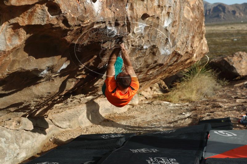 Bouldering in Hueco Tanks on 12/11/2019 with Blue Lizard Climbing and Yoga

Filename: SRM_20191211_1004340.jpg
Aperture: f/4.0
Shutter Speed: 1/400
Body: Canon EOS-1D Mark II
Lens: Canon EF 50mm f/1.8 II