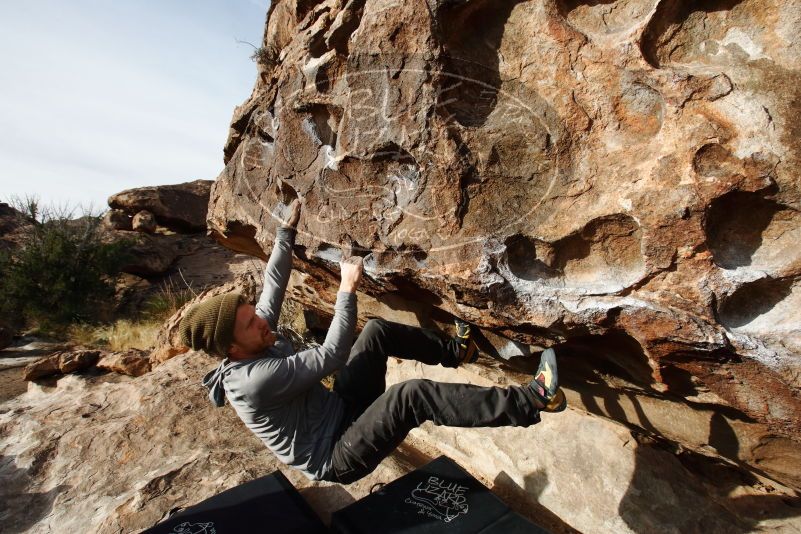 Bouldering in Hueco Tanks on 12/11/2019 with Blue Lizard Climbing and Yoga

Filename: SRM_20191211_1016240.jpg
Aperture: f/8.0
Shutter Speed: 1/400
Body: Canon EOS-1D Mark II
Lens: Canon EF 16-35mm f/2.8 L