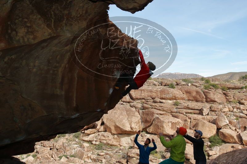 Bouldering in Hueco Tanks on 12/11/2019 with Blue Lizard Climbing and Yoga

Filename: SRM_20191211_1455360.jpg
Aperture: f/5.6
Shutter Speed: 1/250
Body: Canon EOS-1D Mark II
Lens: Canon EF 16-35mm f/2.8 L