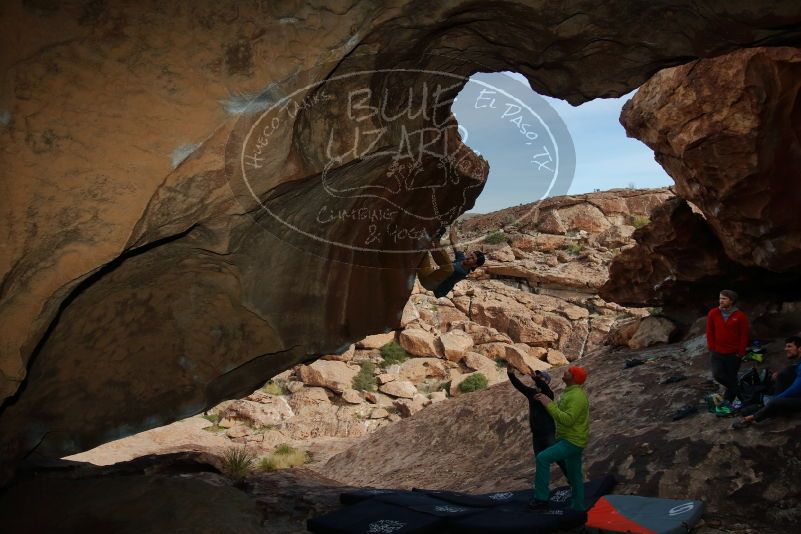 Bouldering in Hueco Tanks on 12/11/2019 with Blue Lizard Climbing and Yoga

Filename: SRM_20191211_1502350.jpg
Aperture: f/6.3
Shutter Speed: 1/250
Body: Canon EOS-1D Mark II
Lens: Canon EF 16-35mm f/2.8 L