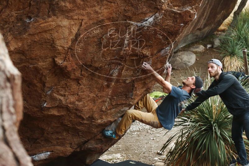 Bouldering in Hueco Tanks on 12/11/2019 with Blue Lizard Climbing and Yoga

Filename: SRM_20191211_1623570.jpg
Aperture: f/4.5
Shutter Speed: 1/250
Body: Canon EOS-1D Mark II
Lens: Canon EF 50mm f/1.8 II