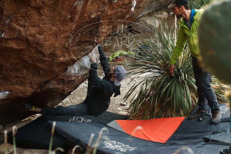 Bouldering in Hueco Tanks on 12/11/2019 with Blue Lizard Climbing and Yoga

Filename: SRM_20191211_1627580.jpg
Aperture: f/4.5
Shutter Speed: 1/250
Body: Canon EOS-1D Mark II
Lens: Canon EF 50mm f/1.8 II