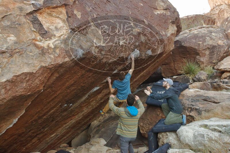 Bouldering in Hueco Tanks on 12/13/2019 with Blue Lizard Climbing and Yoga

Filename: SRM_20191213_1043120.jpg
Aperture: f/5.0
Shutter Speed: 1/250
Body: Canon EOS-1D Mark II
Lens: Canon EF 16-35mm f/2.8 L