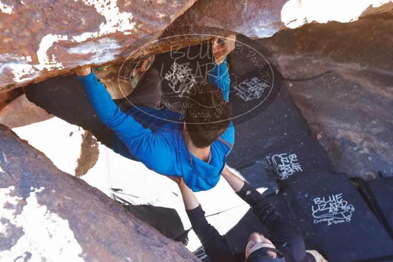 Bouldering in Hueco Tanks on 12/13/2019 with Blue Lizard Climbing and Yoga

Filename: SRM_20191213_1305390.jpg
Aperture: f/4.0
Shutter Speed: 1/200
Body: Canon EOS-1D Mark II
Lens: Canon EF 16-35mm f/2.8 L
