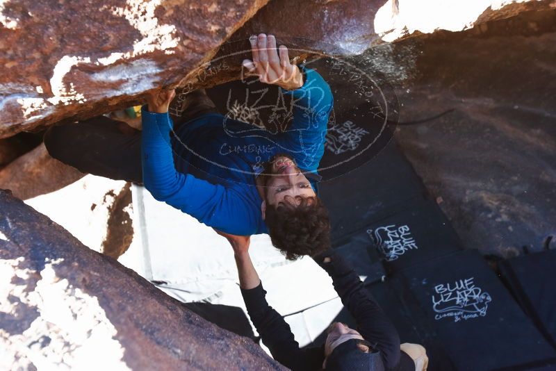 Bouldering in Hueco Tanks on 12/13/2019 with Blue Lizard Climbing and Yoga

Filename: SRM_20191213_1306480.jpg
Aperture: f/4.0
Shutter Speed: 1/320
Body: Canon EOS-1D Mark II
Lens: Canon EF 16-35mm f/2.8 L