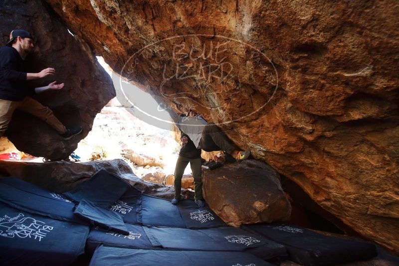 Bouldering in Hueco Tanks on 12/13/2019 with Blue Lizard Climbing and Yoga

Filename: SRM_20191213_1509540.jpg
Aperture: f/4.0
Shutter Speed: 1/250
Body: Canon EOS-1D Mark II
Lens: Canon EF 16-35mm f/2.8 L