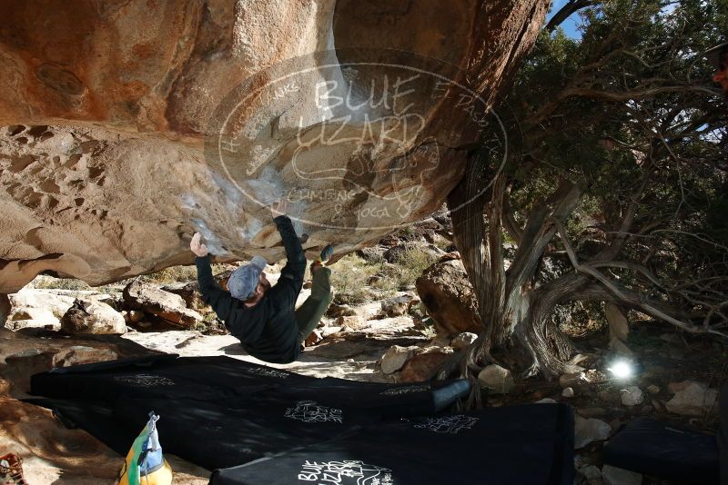 Bouldering in Hueco Tanks on 12/13/2019 with Blue Lizard Climbing and Yoga

Filename: SRM_20191213_1539130.jpg
Aperture: f/6.3
Shutter Speed: 1/250
Body: Canon EOS-1D Mark II
Lens: Canon EF 16-35mm f/2.8 L