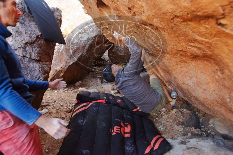 Bouldering in Hueco Tanks on 12/14/2019 with Blue Lizard Climbing and Yoga

Filename: SRM_20191214_1148570.jpg
Aperture: f/2.8
Shutter Speed: 1/320
Body: Canon EOS-1D Mark II
Lens: Canon EF 16-35mm f/2.8 L