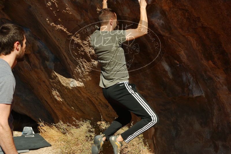 Bouldering in Hueco Tanks on 12/14/2019 with Blue Lizard Climbing and Yoga

Filename: SRM_20191214_1335230.jpg
Aperture: f/8.0
Shutter Speed: 1/250
Body: Canon EOS-1D Mark II
Lens: Canon EF 50mm f/1.8 II