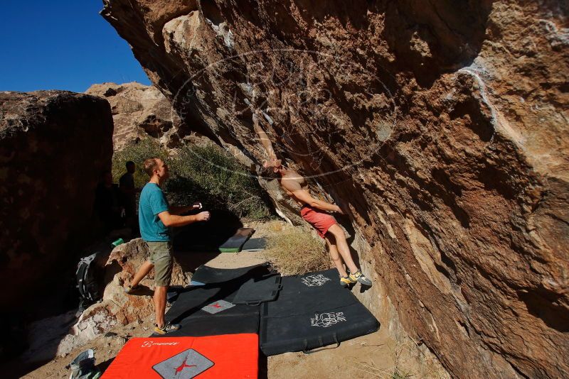 Bouldering in Hueco Tanks on 12/14/2019 with Blue Lizard Climbing and Yoga

Filename: SRM_20191214_1412500.jpg
Aperture: f/10.0
Shutter Speed: 1/500
Body: Canon EOS-1D Mark II
Lens: Canon EF 16-35mm f/2.8 L