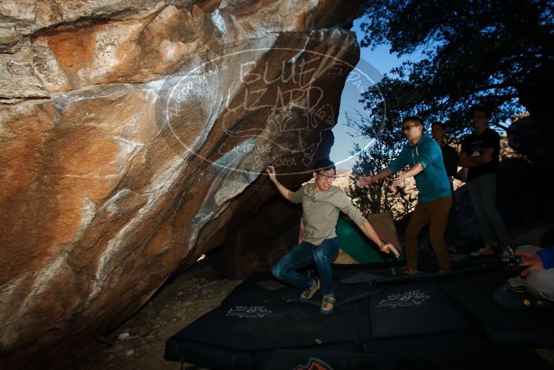 Bouldering in Hueco Tanks on 12/15/2019 with Blue Lizard Climbing and Yoga

Filename: SRM_20191215_1058170.jpg
Aperture: f/8.0
Shutter Speed: 1/250
Body: Canon EOS-1D Mark II
Lens: Canon EF 16-35mm f/2.8 L