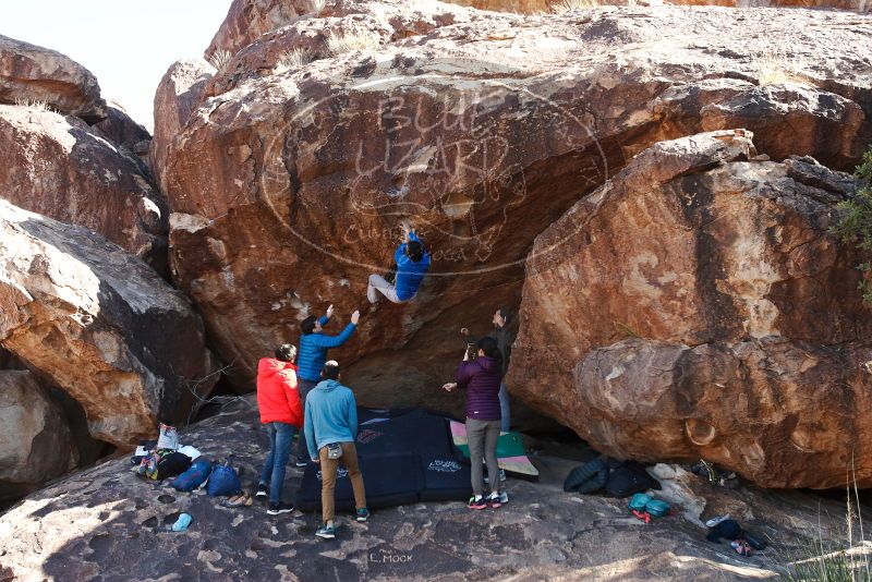 Bouldering in Hueco Tanks on 12/15/2019 with Blue Lizard Climbing and Yoga

Filename: SRM_20191215_1231580.jpg
Aperture: f/5.6
Shutter Speed: 1/320
Body: Canon EOS-1D Mark II
Lens: Canon EF 16-35mm f/2.8 L