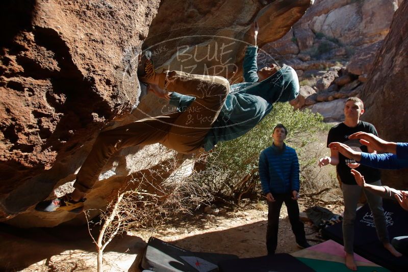 Bouldering in Hueco Tanks on 12/15/2019 with Blue Lizard Climbing and Yoga

Filename: SRM_20191215_1443310.jpg
Aperture: f/4.5
Shutter Speed: 1/400
Body: Canon EOS-1D Mark II
Lens: Canon EF 16-35mm f/2.8 L