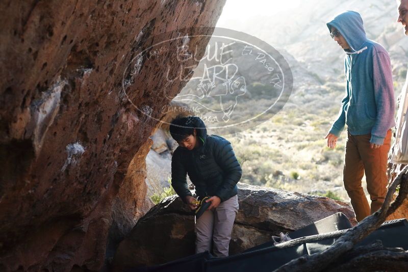 Bouldering in Hueco Tanks on 12/15/2019 with Blue Lizard Climbing and Yoga

Filename: SRM_20191215_1636440.jpg
Aperture: f/4.0
Shutter Speed: 1/250
Body: Canon EOS-1D Mark II
Lens: Canon EF 50mm f/1.8 II