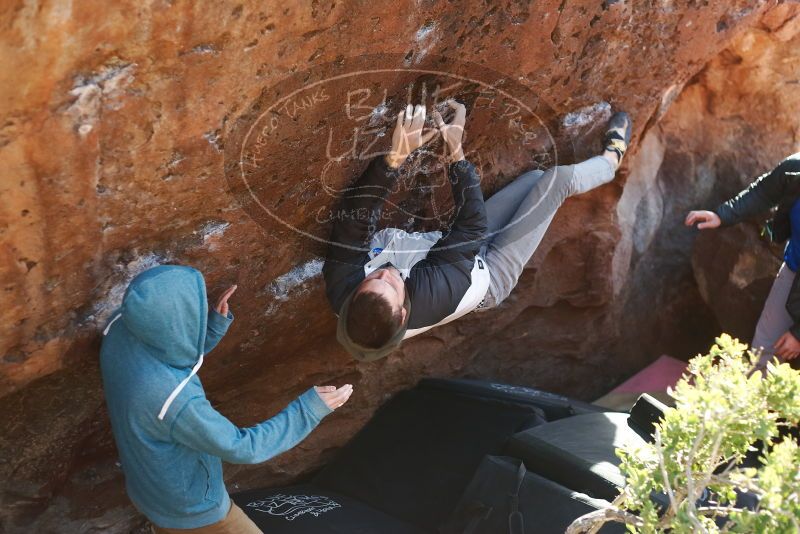 Bouldering in Hueco Tanks on 12/15/2019 with Blue Lizard Climbing and Yoga

Filename: SRM_20191215_1646520.jpg
Aperture: f/2.8
Shutter Speed: 1/250
Body: Canon EOS-1D Mark II
Lens: Canon EF 50mm f/1.8 II