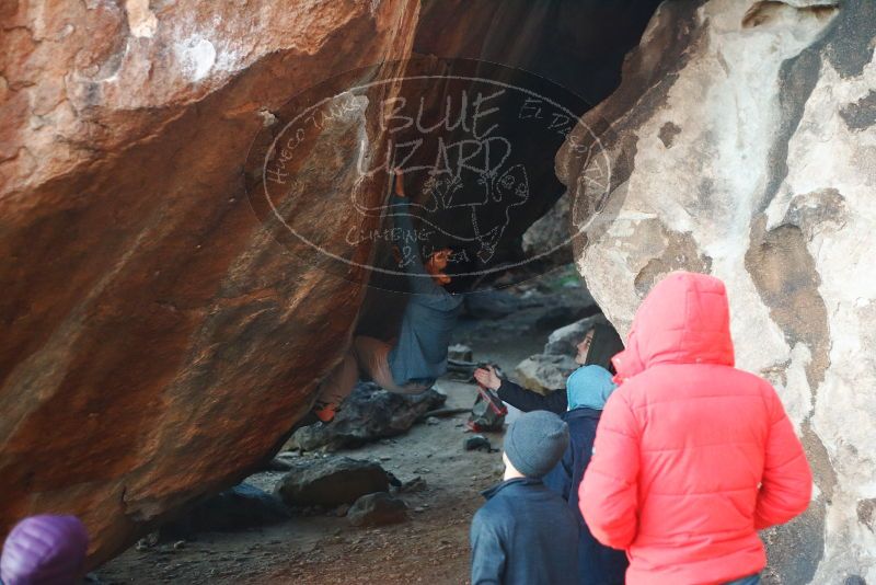 Bouldering in Hueco Tanks on 12/16/2019 with Blue Lizard Climbing and Yoga

Filename: SRM_20191216_1750000.jpg
Aperture: f/2.5
Shutter Speed: 1/250
Body: Canon EOS-1D Mark II
Lens: Canon EF 50mm f/1.8 II