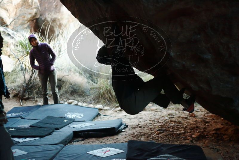 Bouldering in Hueco Tanks on 12/16/2019 with Blue Lizard Climbing and Yoga

Filename: SRM_20191216_1801160.jpg
Aperture: f/1.8
Shutter Speed: 1/250
Body: Canon EOS-1D Mark II
Lens: Canon EF 50mm f/1.8 II