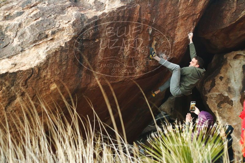 Bouldering in Hueco Tanks on 12/16/2019 with Blue Lizard Climbing and Yoga

Filename: SRM_20191216_1808210.jpg
Aperture: f/2.8
Shutter Speed: 1/250
Body: Canon EOS-1D Mark II
Lens: Canon EF 50mm f/1.8 II