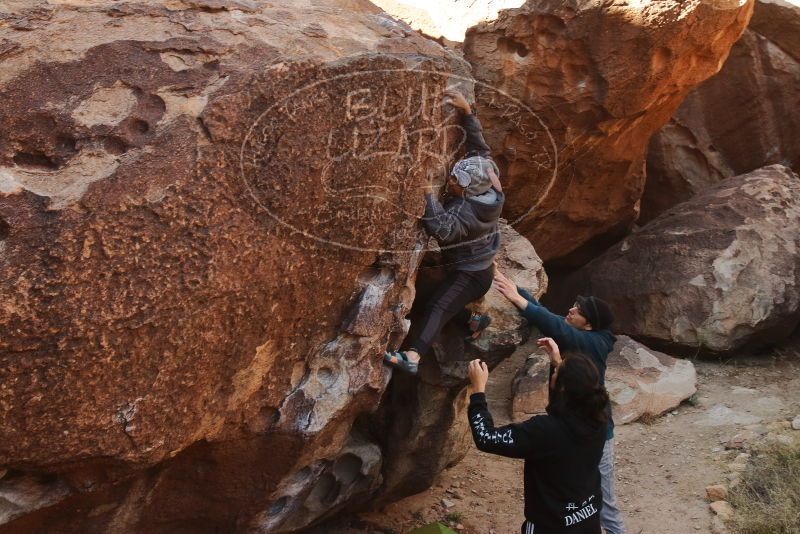 Bouldering in Hueco Tanks on 12/19/2019 with Blue Lizard Climbing and Yoga

Filename: SRM_20191219_1118520.jpg
Aperture: f/7.1
Shutter Speed: 1/250
Body: Canon EOS-1D Mark II
Lens: Canon EF 16-35mm f/2.8 L
